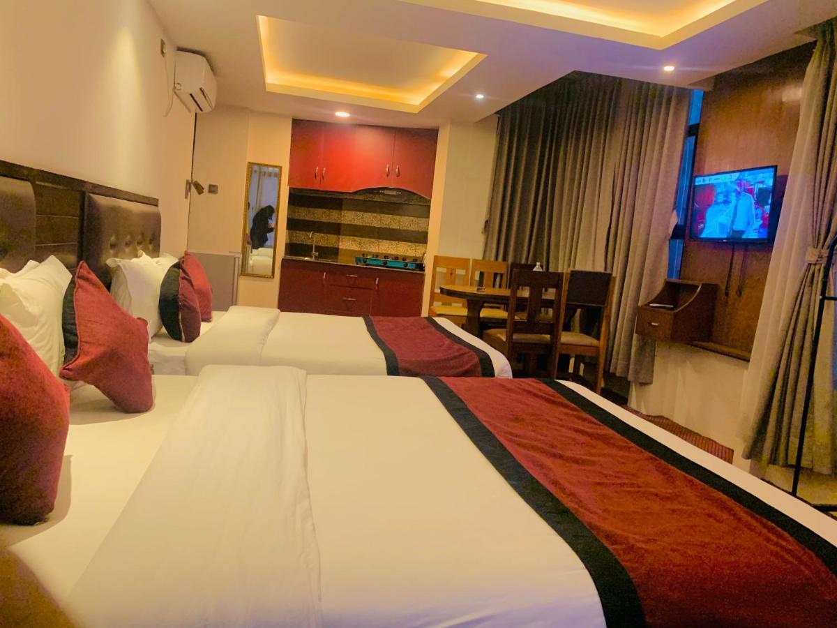 Hotel De Universal Катманду Экстерьер фото