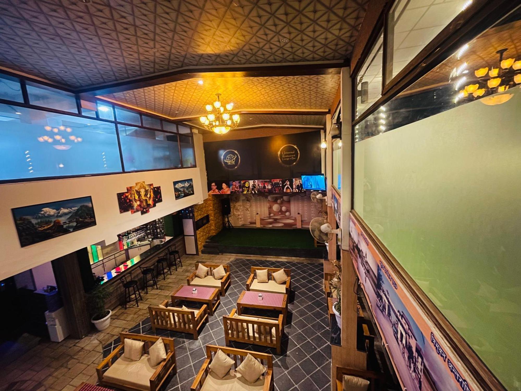 Hotel De Universal Катманду Экстерьер фото